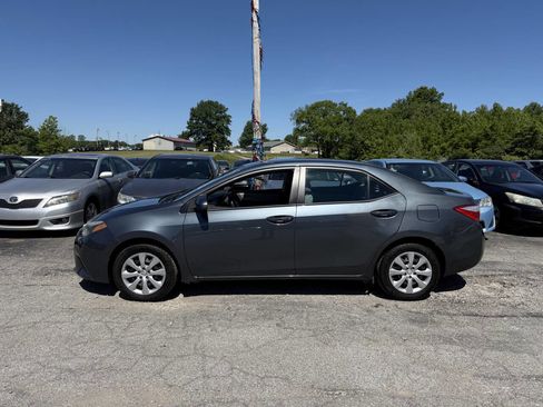 Used 2014 Toyota Corolla FWD image 3