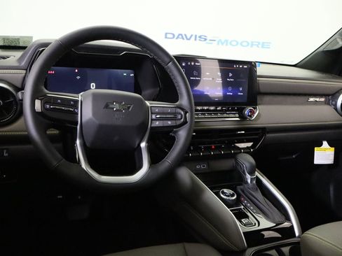 New 2026 Chevrolet Colorado ZR2 w/ Technology Package AWD/4WD image 17