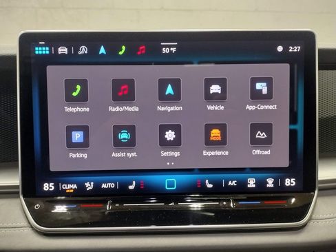 New 2025 Volkswagen Tiguan SE R-Line image 29