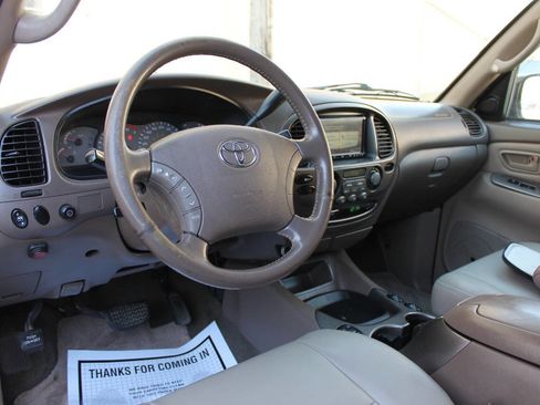 Used 2003 Toyota Sequoia Limited image 22