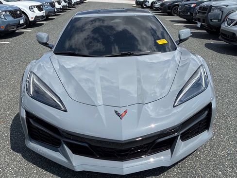 Used 2024 Chevrolet Corvette Z06 RWD image 2