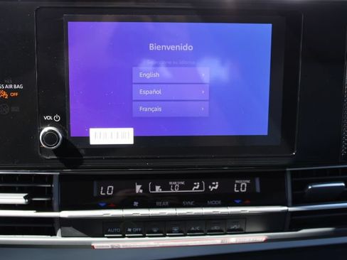 Used 2026 Toyota Sienna LE FWD image 14