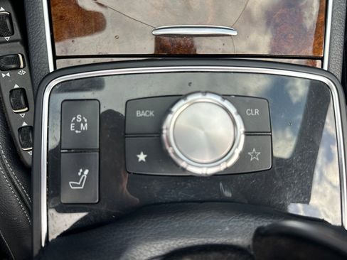 Used 2014 Mercedes-Benz E 350 Cabriolet image 32