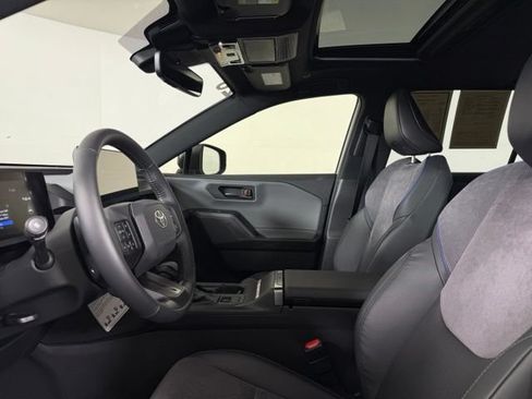 Used 2026 Toyota RAV4 XSE w/ Weather Package AWD/4WD image 19