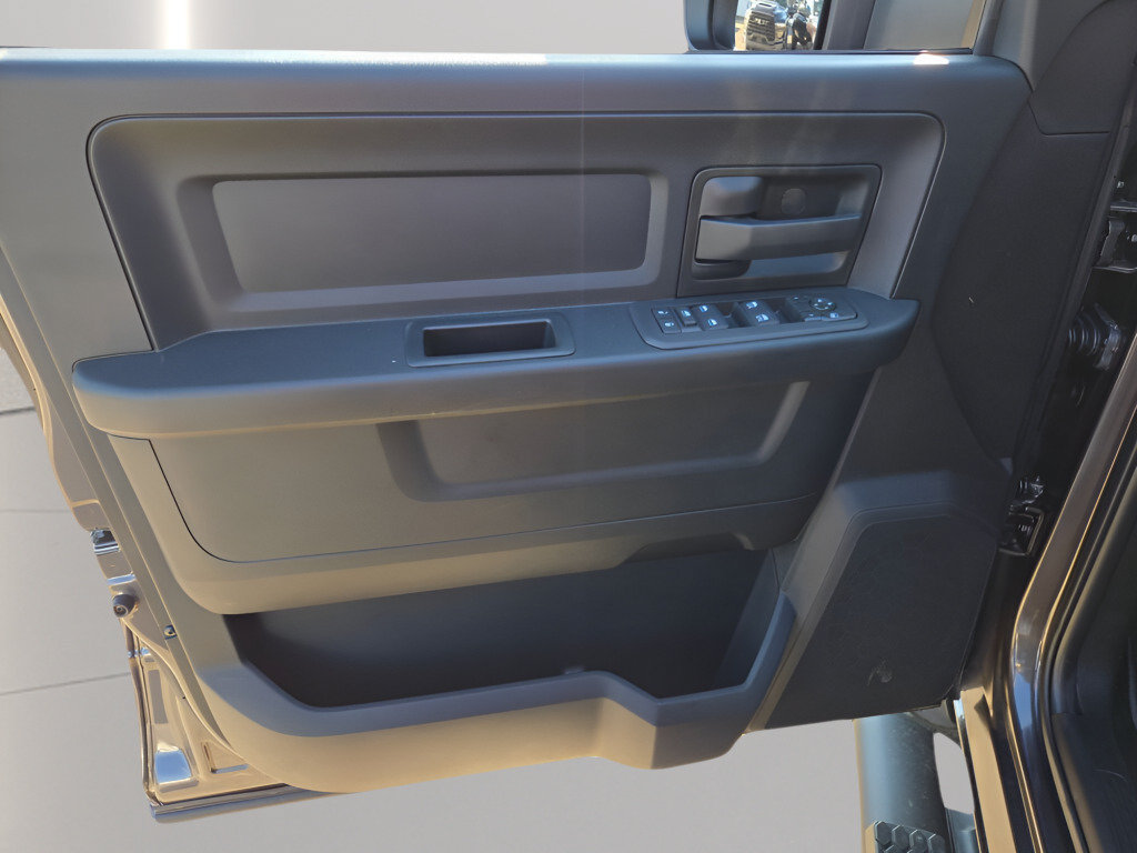 New 2026 RAM 3500 Tradesman AWD/4WD image 14