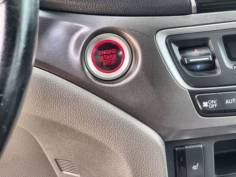 Certified 2021 Honda Pilot Special Edition image 28