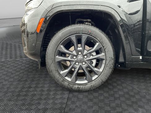 New 2026 Jeep Grand Cherokee Limited AWD/4WD image 14
