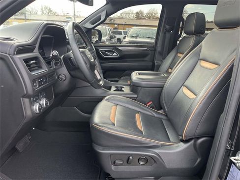 Used 2023 GMC Yukon XL AT4 image 17