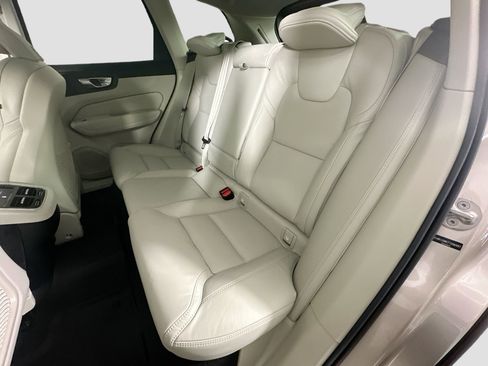 New 2026 Volvo XC60 B5 Ultra w/ Protection Package Premier image 26