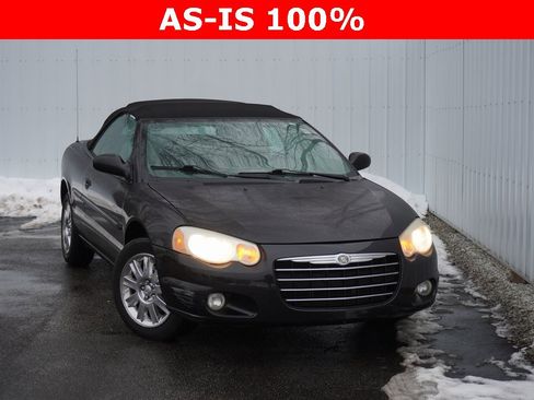 Used 2005 Chrysler Sebring Limited w/ Electronics Convenience Group image 1