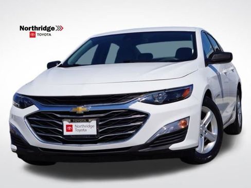 Used 2023 Chevrolet Malibu LS FWD image 1