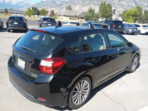 Used 2014 Subaru Impreza 2.0i Premium AWD/4WD image 4