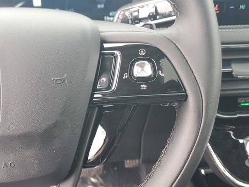 New 2026 Lincoln Corsair Premiere image 18