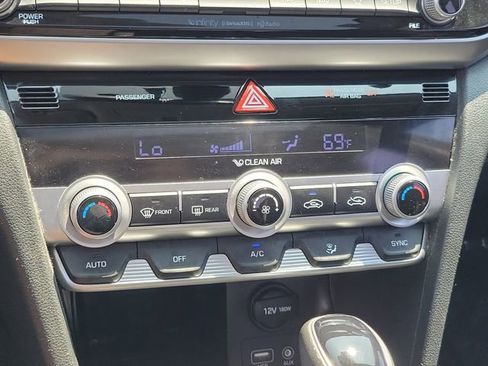 Used 2019 Hyundai Elantra Limited w/ Ultimate Package 02 FWD image 12