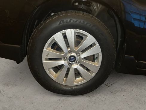 Used 2019 Subaru Outback 2.5i AWD/4WD image 14