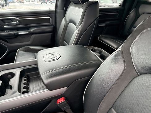 Used 2025 RAM 1500 Laramie image 28