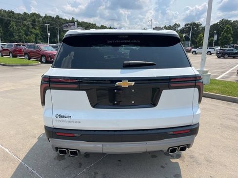 New 2026 Chevrolet Traverse LT w/ Enhanced Driving Package image 5