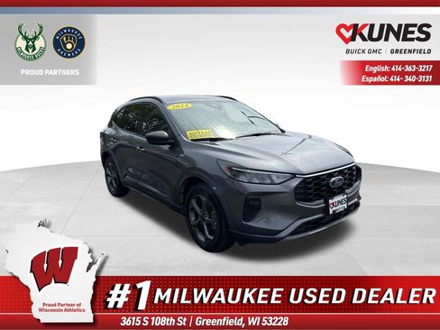 Used 2024 Ford Escape ST-Line w/ Cold Weather Package FWD image 1