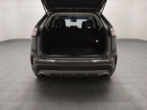 Used 2020 Ford Edge SEL FWD image 29