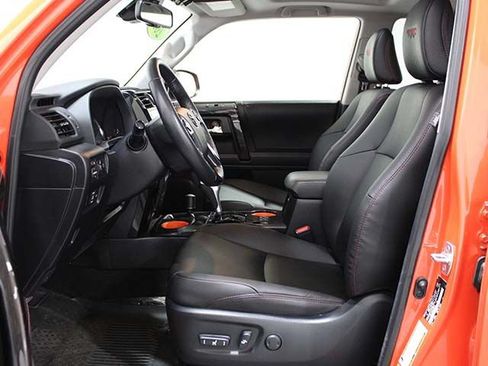 Certified 2024 Toyota 4Runner TRD Off-Road Premium w/ Moonroof Package AWD/4WD image 11