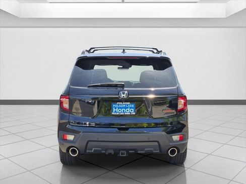 Certified 2024 Honda Passport TrailSport image 6