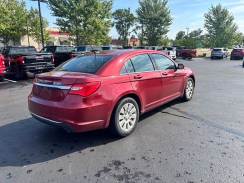 Used 2013 Chrysler 200 LX FWD image 6