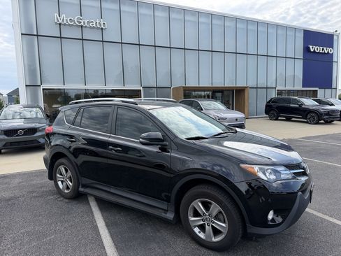 Used 2015 Toyota RAV4 XLE FWD image 3
