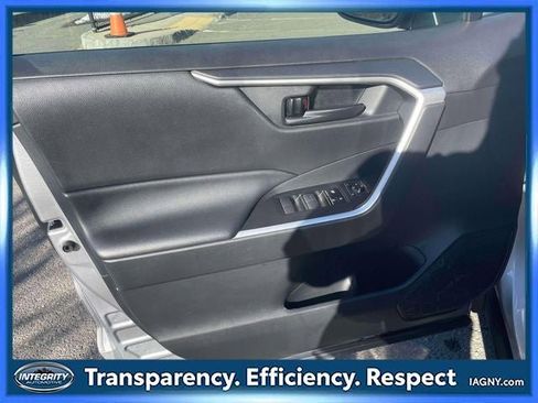 Certified 2022 Toyota RAV4 LE image 16