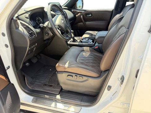 Used 2023 Nissan Armada Platinum w/ Captain's Chairs Package AWD/4WD image 10