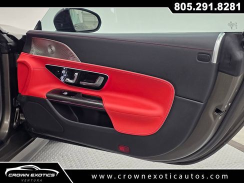 Used 2023 Mercedes-Benz SL 63 AMG 4MATIC w/ Driver Assistance Package image 29