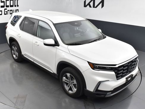 Used 2024 Honda Pilot EX-L image 15