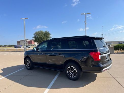 Used 2024 Ford Expedition Max XLT RWD image 4
