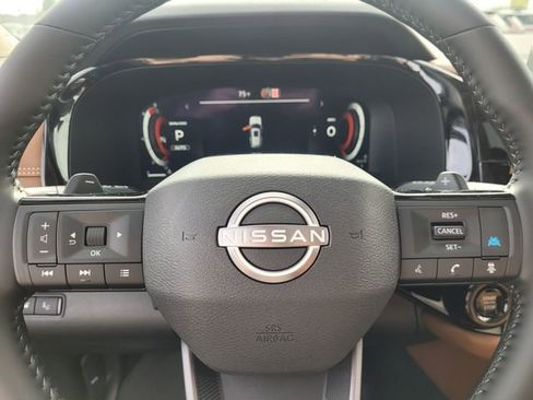 New 2026 Nissan Pathfinder Platinum AWD/4WD image 19