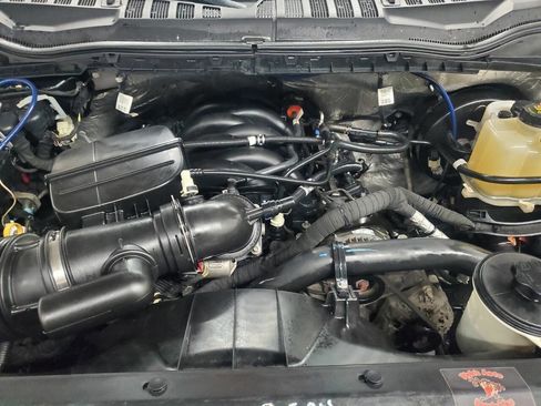 Used 2022 Ford F350 XLT w/ XLT Value Package image 4