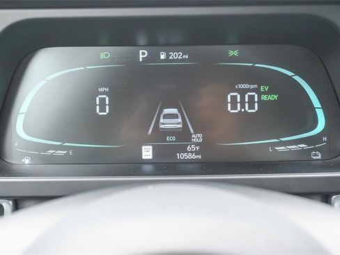 Certified 2025 Hyundai Elantra Blue image 25