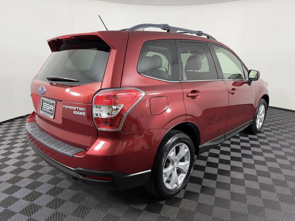 Used 2014 Subaru Forester 2.5i Limited AWD/4WD image 6