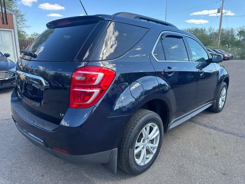 Used 2017 Chevrolet Equinox LT w/ Convenience Package AWD/4WD image 5