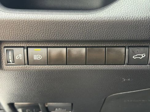 Used 2024 Toyota RAV4 XLE Premium FWD image 25