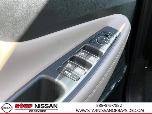 Used 2023 Hyundai Santa Fe Limited AWD/4WD image 14