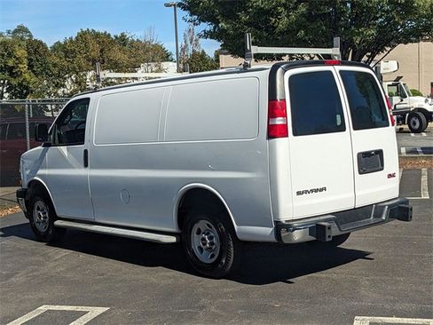 Used 2019 GMC Savana 2500 w/ Driver Convenience Package image 4