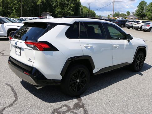 Used 2023 Toyota RAV4 SE AWD/4WD image 8