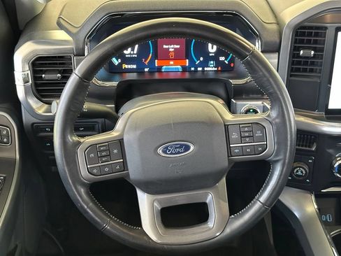 Used 2022 Ford F150 Lariat AWD/4WD image 17