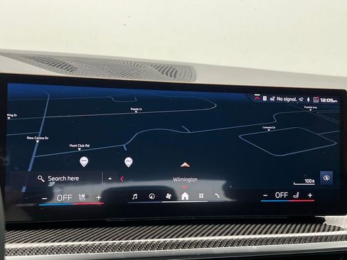 Certified 2025 BMW X7 M60i image 15