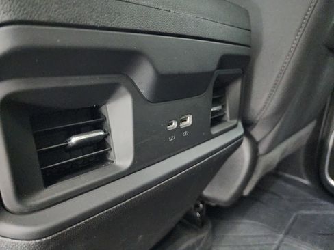 Used 2024 Chevrolet Silverado 3500 LT w/ Convenience Package image 39