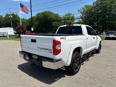 Used 2016 Toyota Tundra SR5 w/ SR5 Upgrade Package AWD/4WD image 9