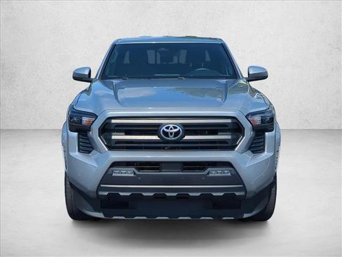 Certified 2024 Toyota Tacoma SR5 w/ SR5 Upgrade Package AWD/4WD image 2