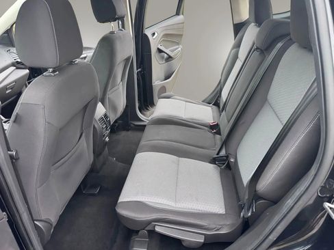 Used 2017 Ford Escape SE FWD image 13