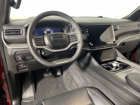 Used 2024 Jeep Wagoneer Series II AWD/4WD image 8