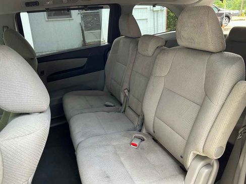 Used 2015 Honda Odyssey EX image 9