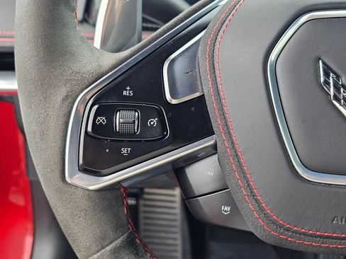 Used 2021 Chevrolet Corvette Stingray Premium Conv w/ Z51 Performance Package RWD image 34